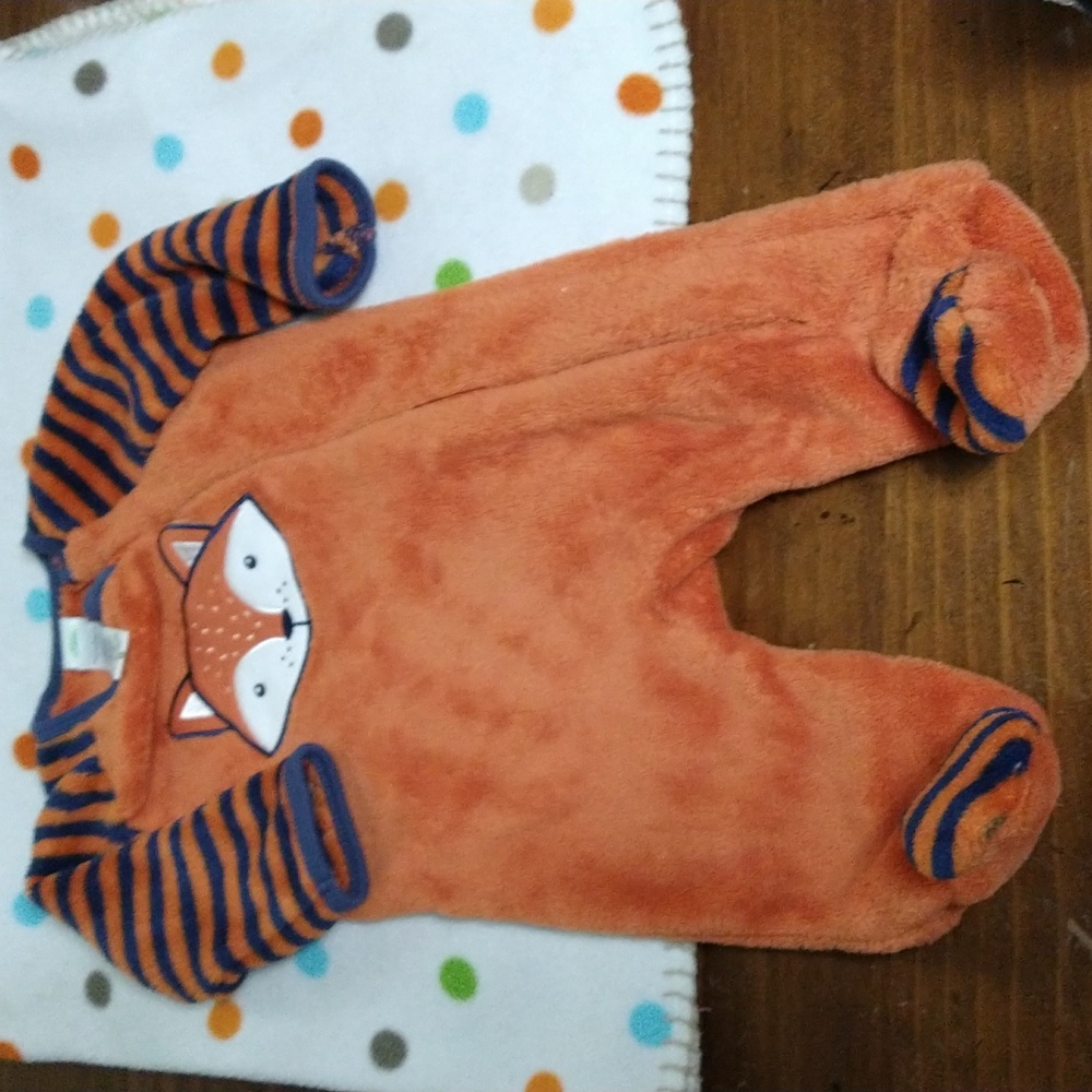 7 Items Little Me & More Fox Baby Themed, Blanket and Towel, Clothing Set - Picture 8 of 16